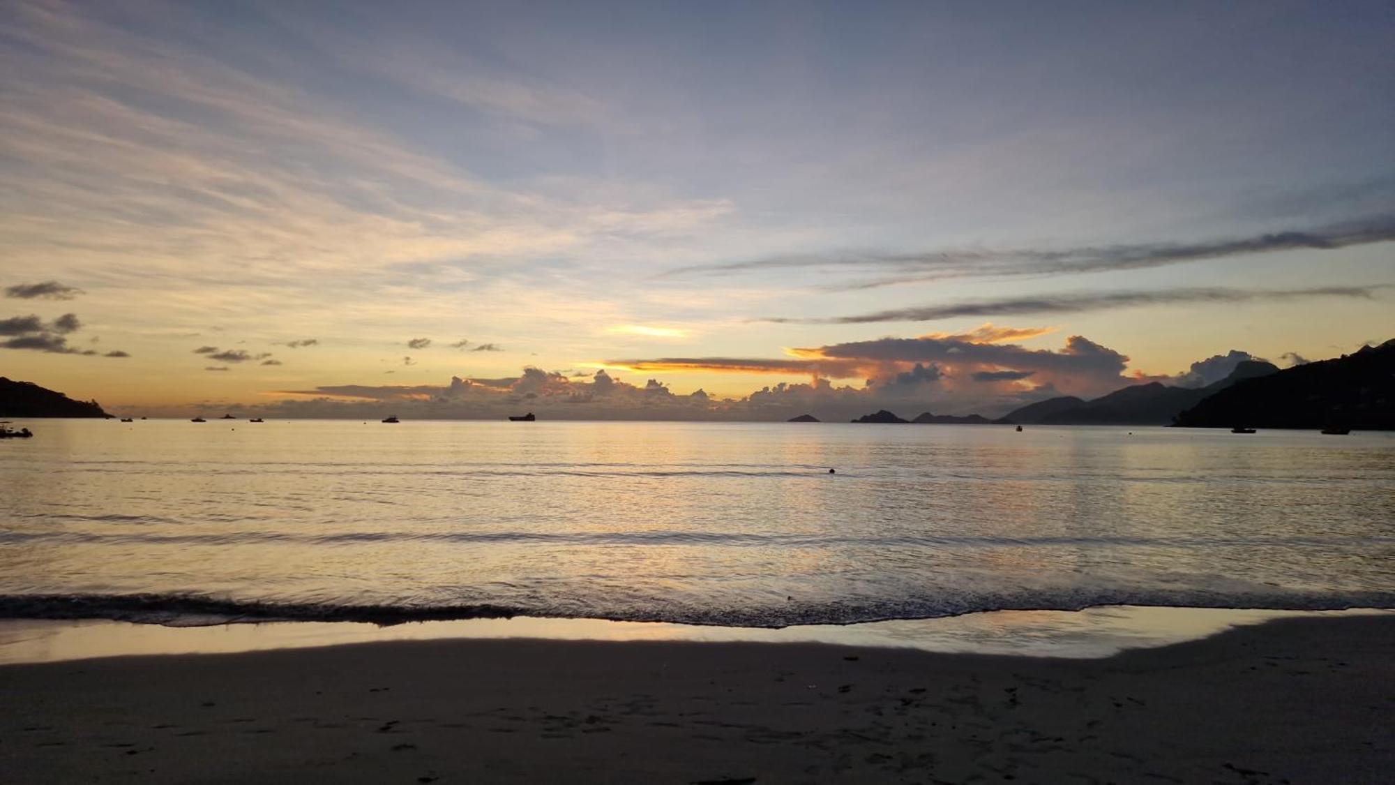 A Peace In Paradise Anse Royale Buitenkant foto